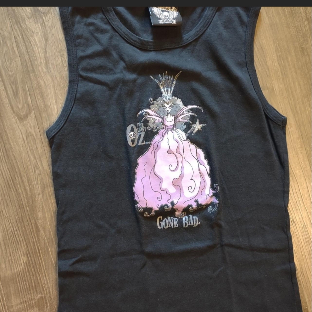 Gris grimly shirt